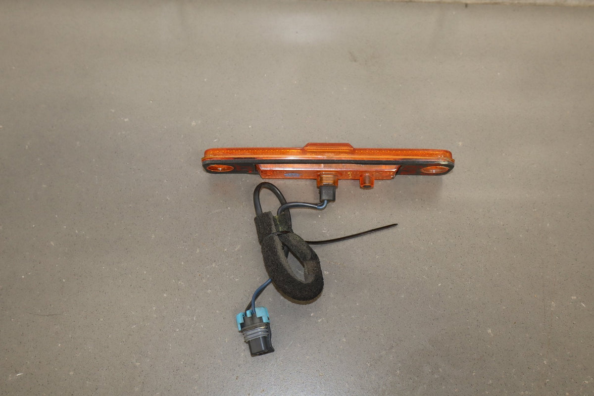 2003-2009 Hummer H2 Front Amber LED Side Marker Light/Lamp Fits Right or Left