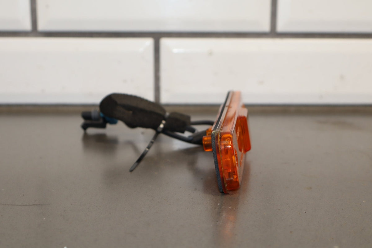 2003-2009 Hummer H2 Front Amber LED Side Marker Light/Lamp Fits Right or Left