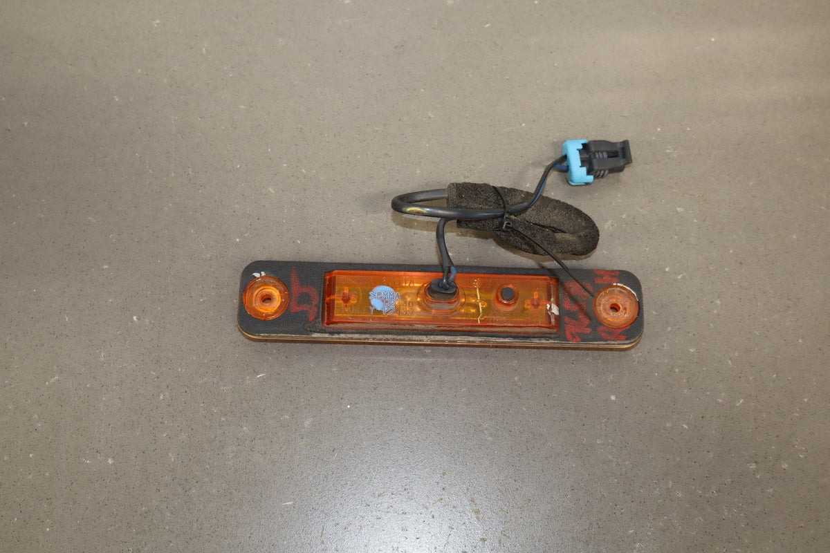 2003-2009 Hummer H2 Front Amber LED Side Marker Light/Lamp Fits Right or Left