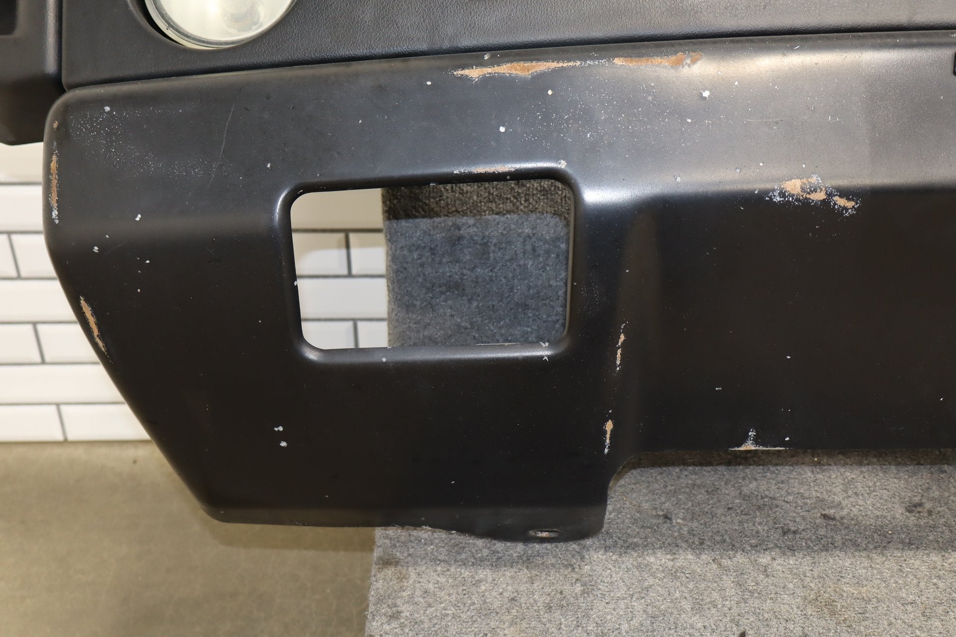 2003-2009 Hummer H2 - Front Bumper Assembly W/ Fog Lamps