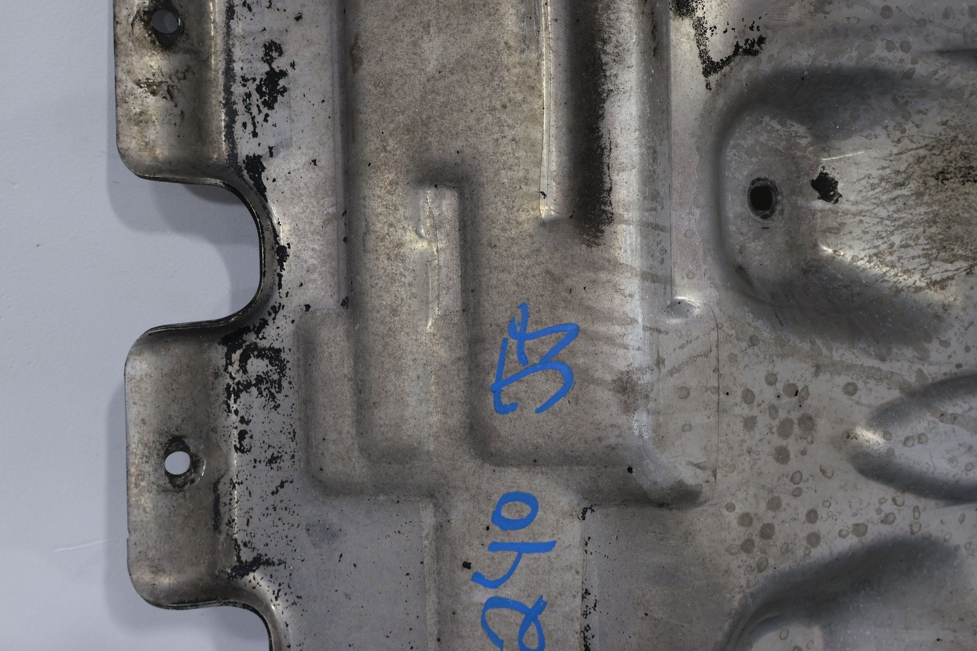 2003-2009 Hummer H2 Front "H2" Lower Skid Plate (Aluminum)