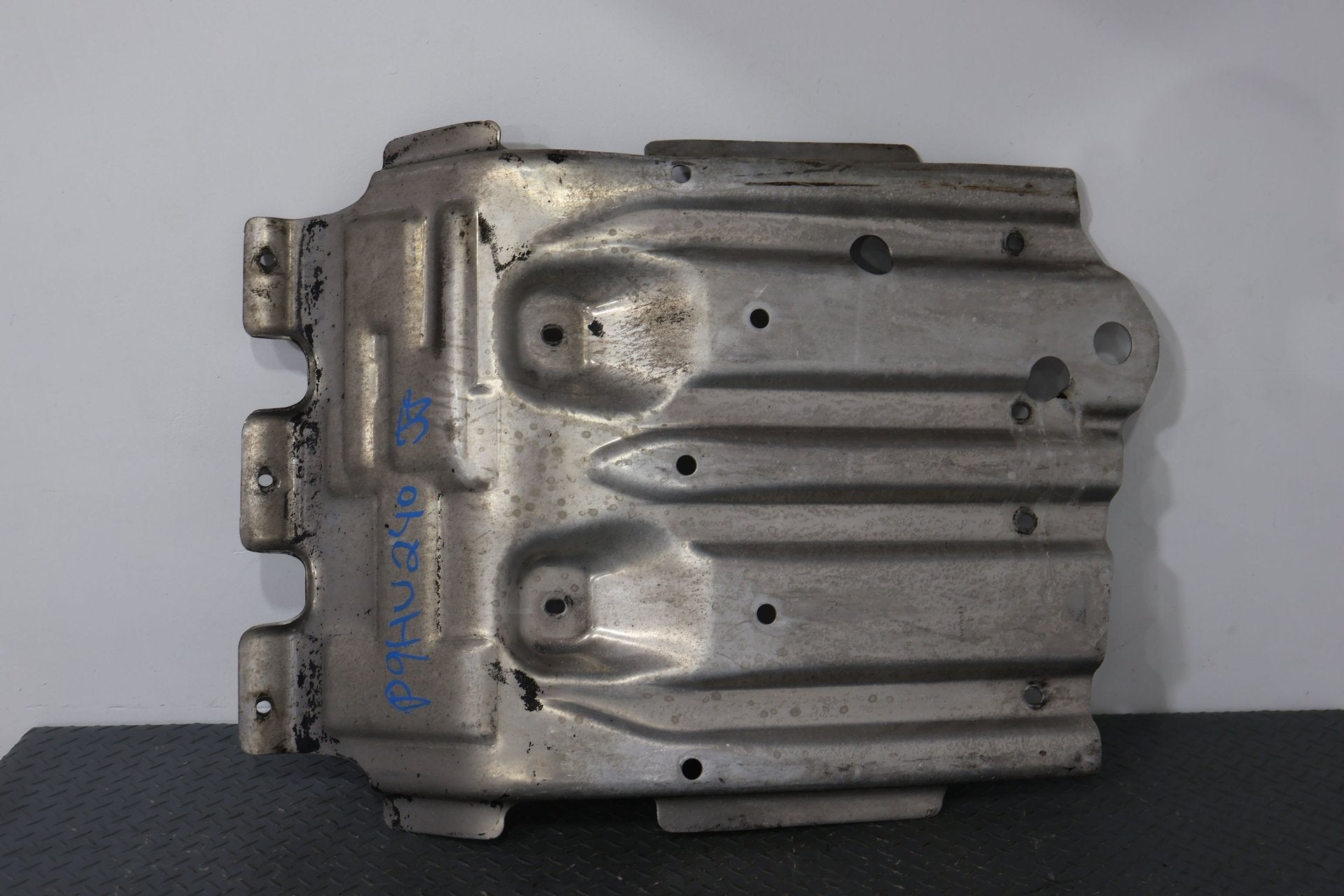 2003-2009 Hummer H2 Front "H2" Lower Skid Plate (Aluminum)