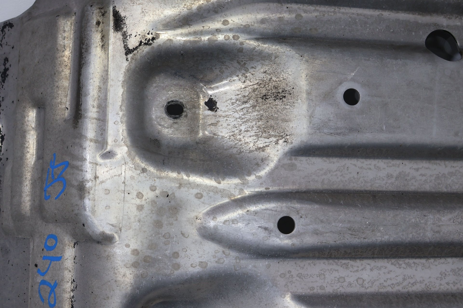 2003-2009 Hummer H2 Front "H2" Lower Skid Plate (Aluminum)