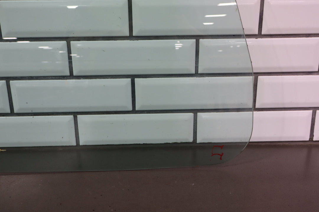 2003 - 2009 Hummer H2 Front Right Passenger Door Window Glass OEM