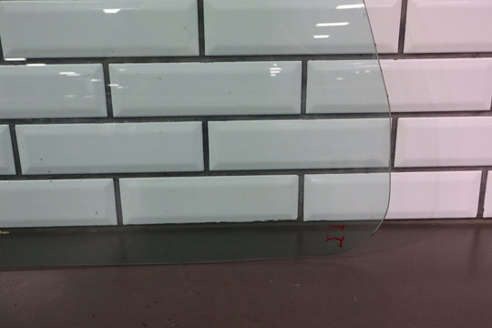 2003 - 2009 Hummer H2 Front Right Passenger Door Window Glass OEM