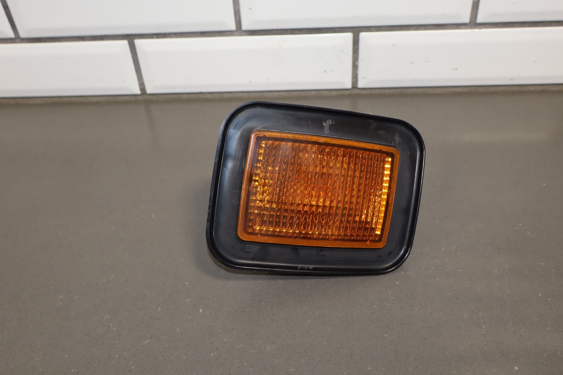 2003-2009 Hummer H2 Headlamp Set W/ Amber Marker Lamp 20821229