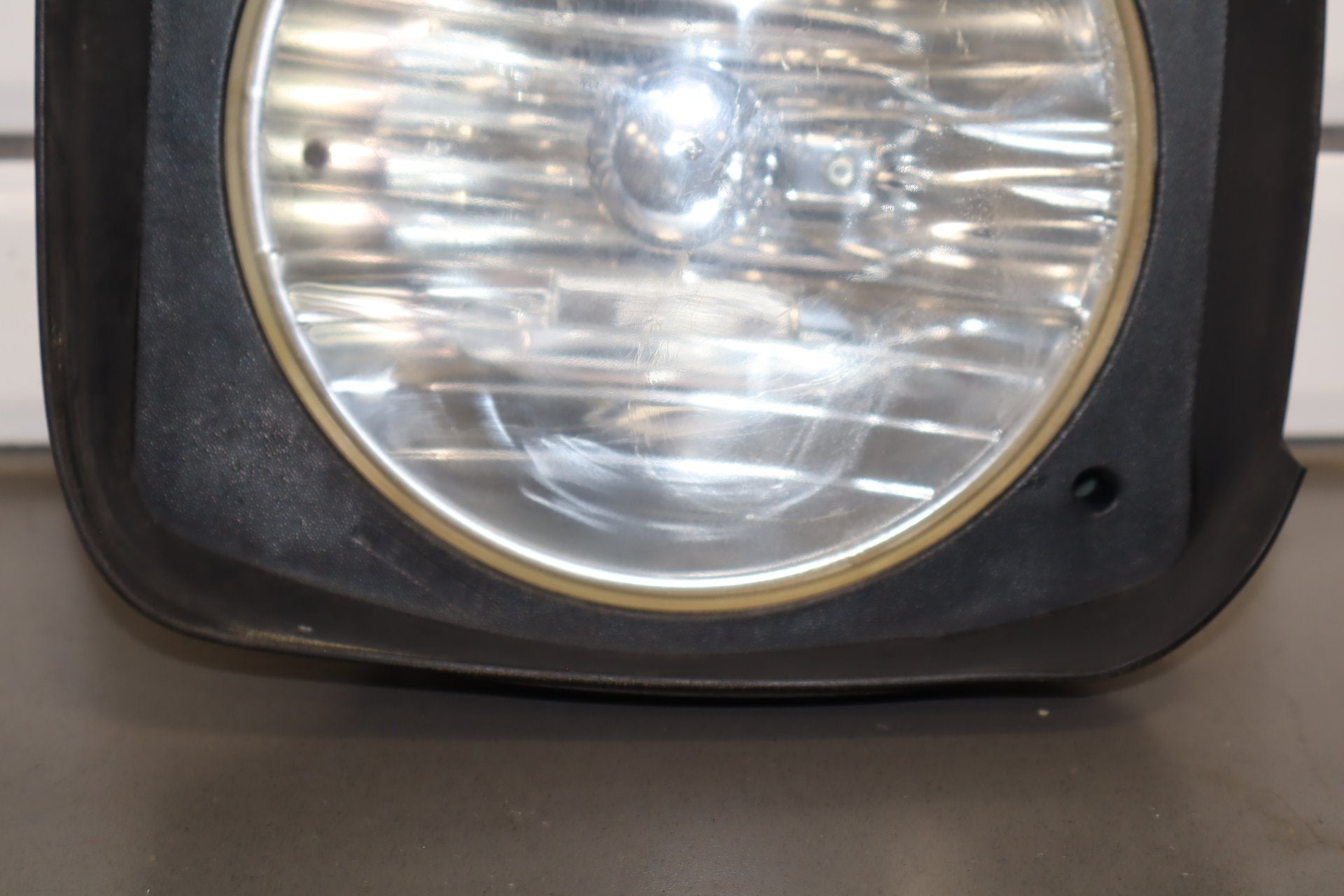 2003-2009 Hummer H2 Headlamp Set W/ Amber Marker Lamp 20821229
