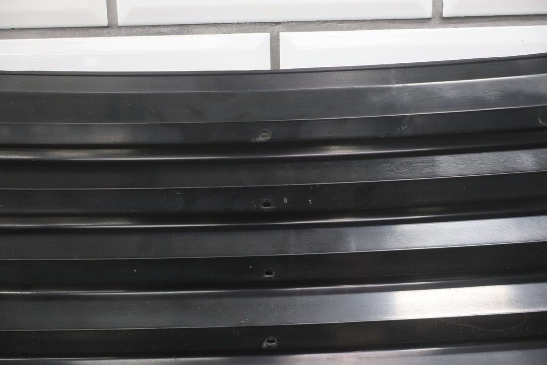 2003 - 2009 Hummer H2 Hood Mounted Grille W/Black Handles 25928163 OEM