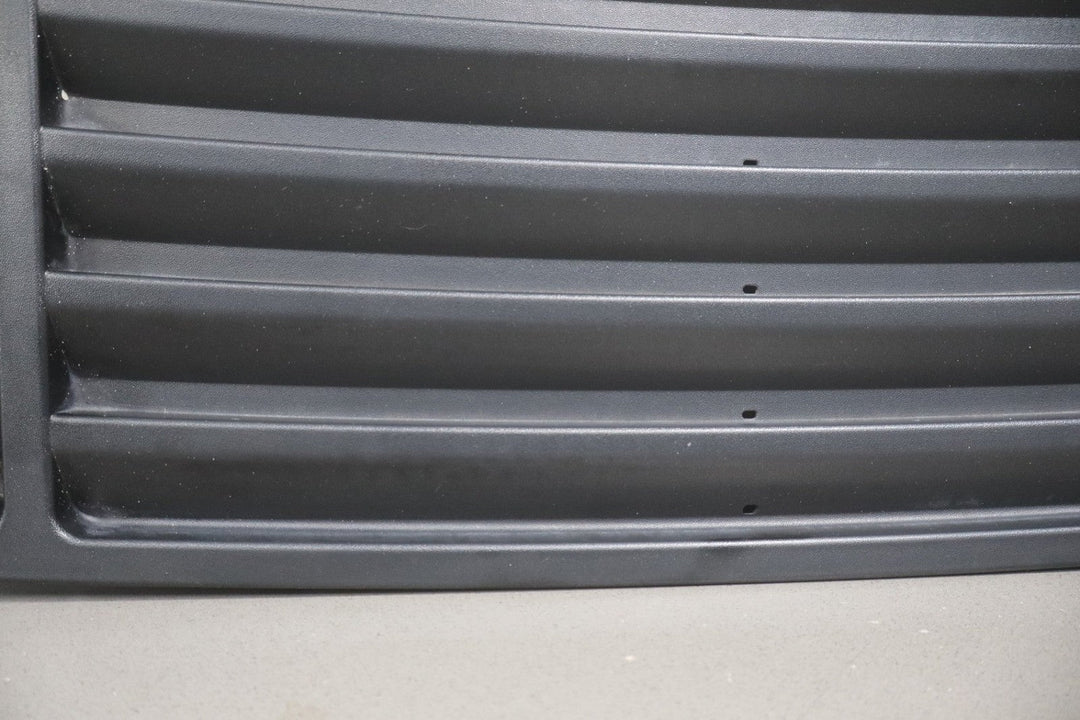 2003 - 2009 Hummer H2 Hood Mounted Grille W/Black Handles 25928163 OEM