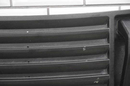 2003 - 2009 Hummer H2 Hood Mounted Grille W/Black Handles 25928163 OEM