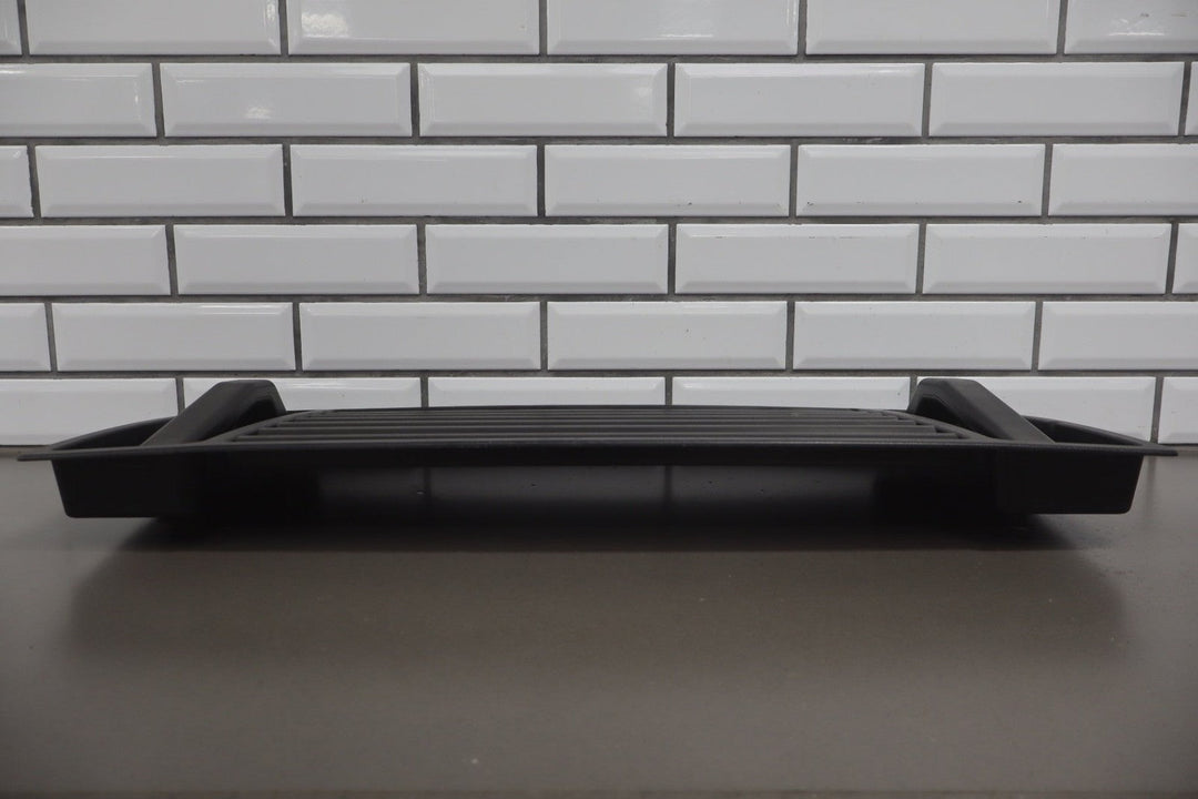 2003 - 2009 Hummer H2 Hood Mounted Grille W/Black Handles 25928163 OEM