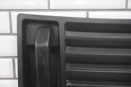 2003 - 2009 Hummer H2 Hood Mounted Grille W/Black Handles 25928163 OEM