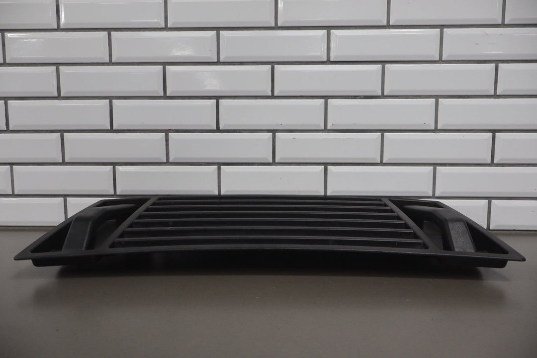 2003 - 2009 Hummer H2 Hood Mounted Grille W/Black Handles 25928163 OEM