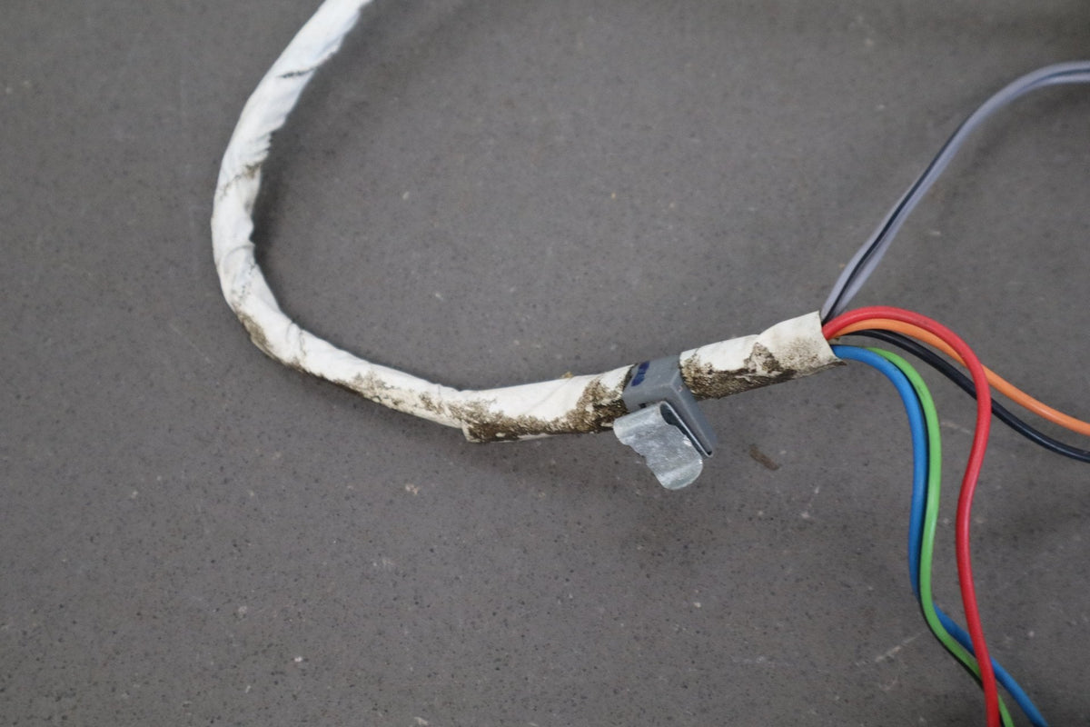 2003-2009 Hummer H2 - Left Driver Taillight Wiring Harness 12335954