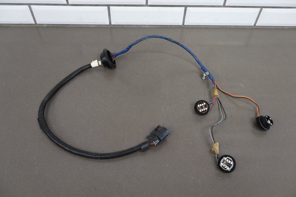 2003-2009 Hummer H2 - Left Driver Taillight Wiring Harness 12335954