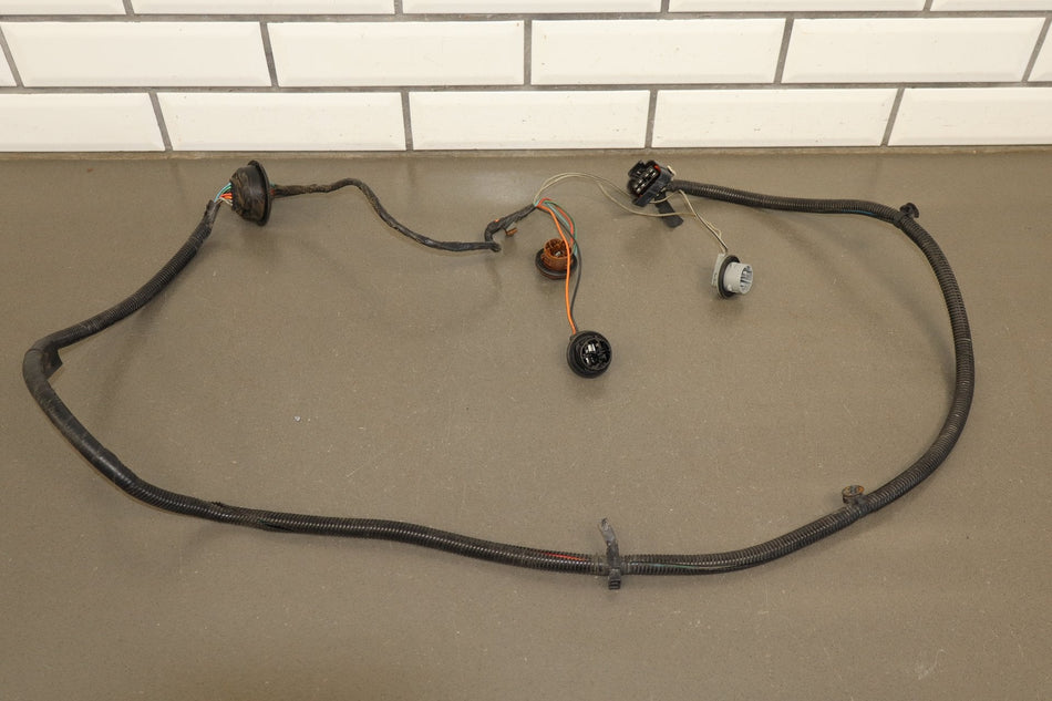 2003-2009 Hummer H2 - Left Driver Taillight Wiring Harness 12335954