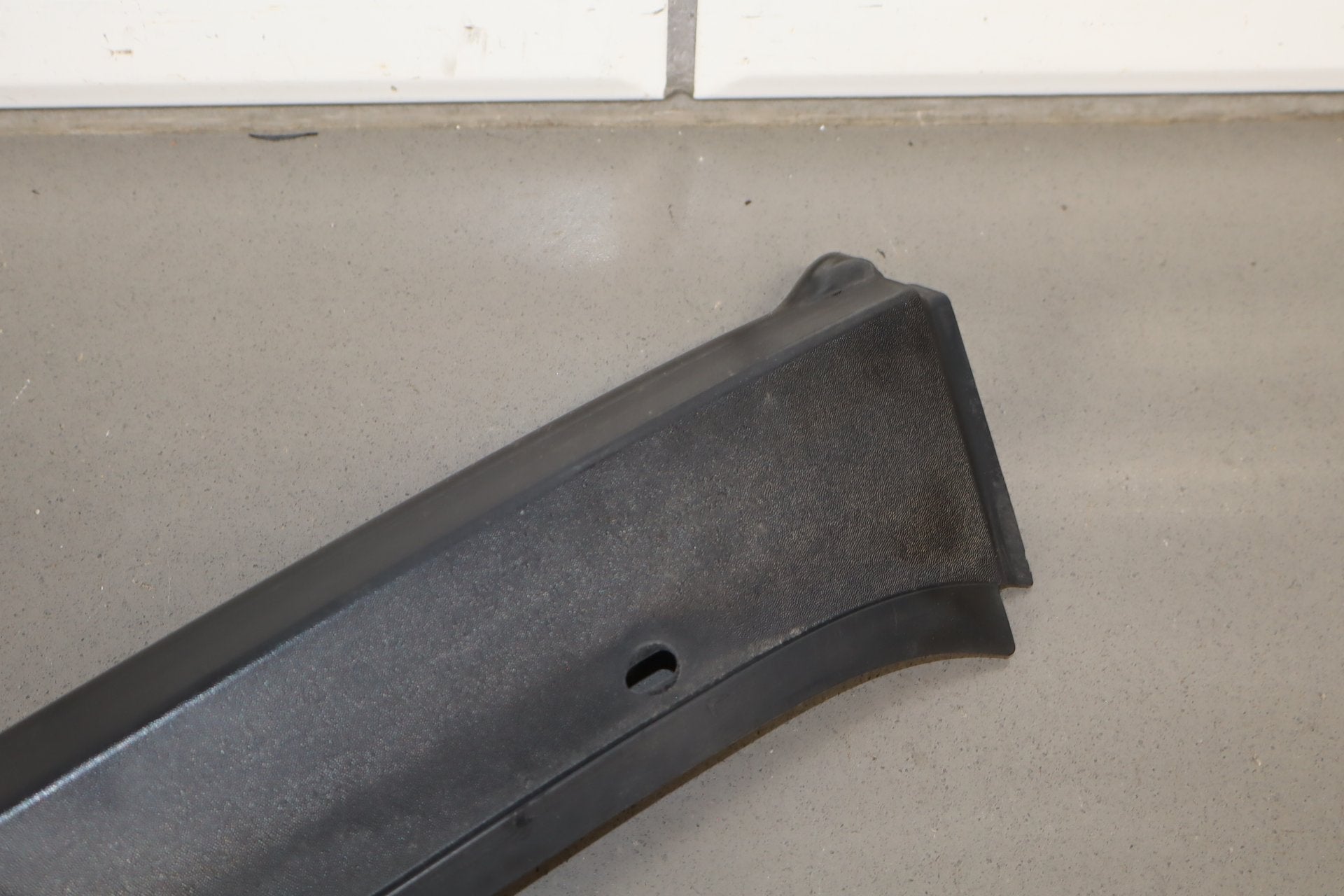 2003-2009 Hummer H2- Left Exterior A Pillar 20787557