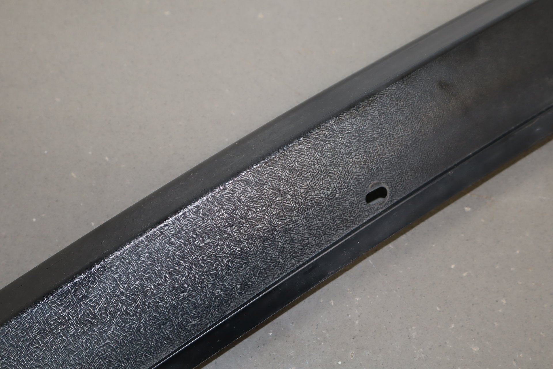 2003-2009 Hummer H2- Left Exterior A Pillar 20787557