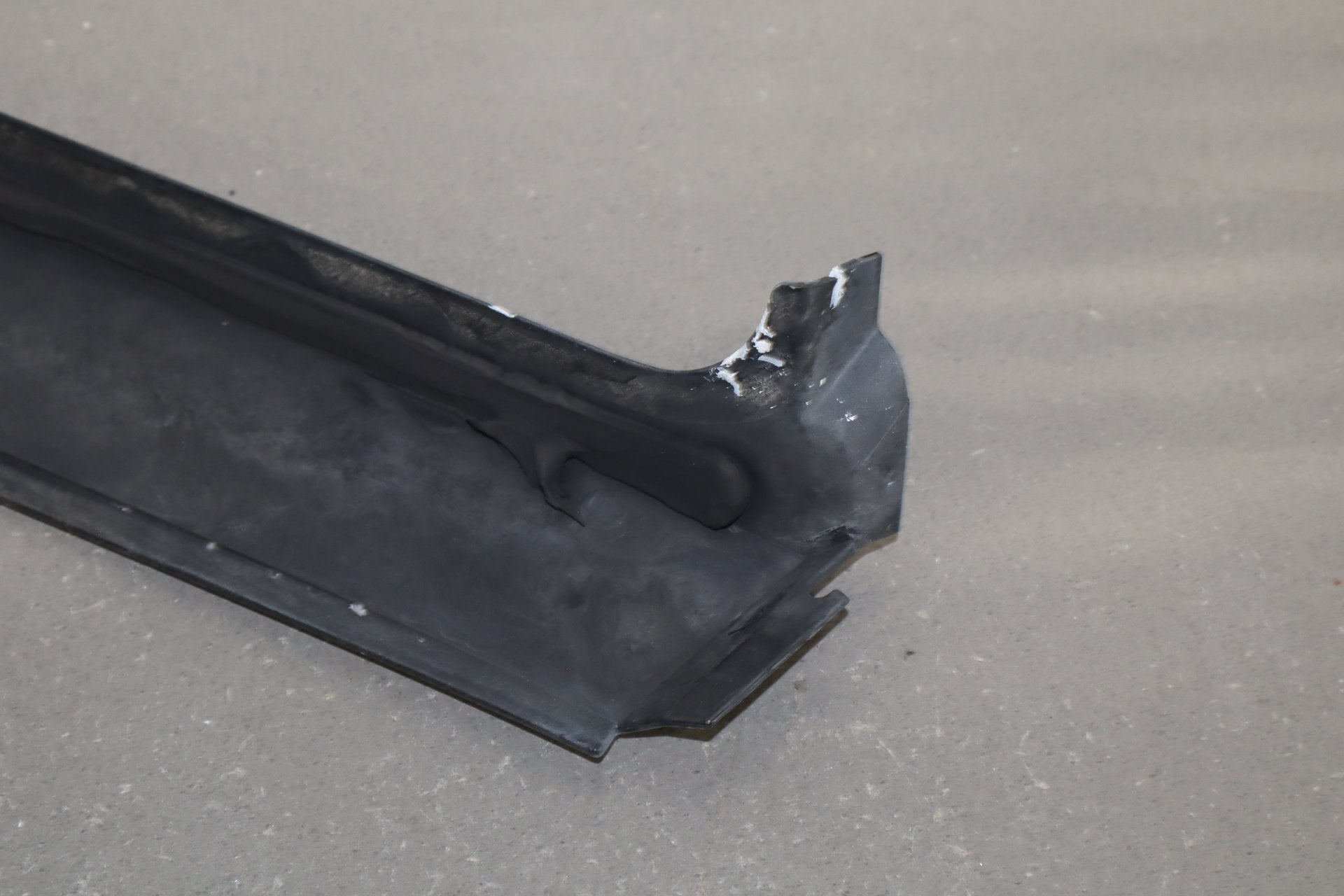 2003-2009 Hummer H2- Left Exterior A Pillar 20787557