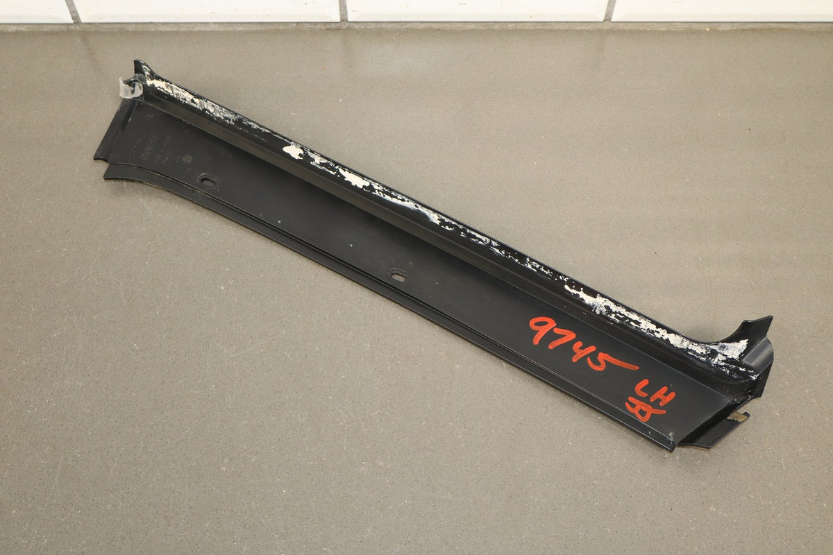 2003-2009 Hummer H2 - Left Exterior A Pillar 20787557