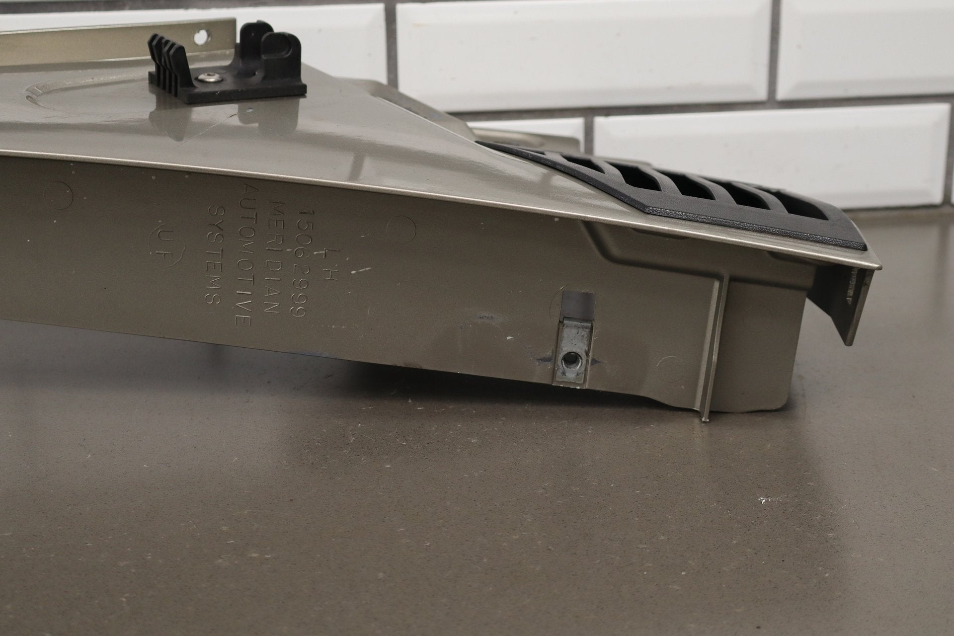 2003-2009 Hummer H2 Left Fender
