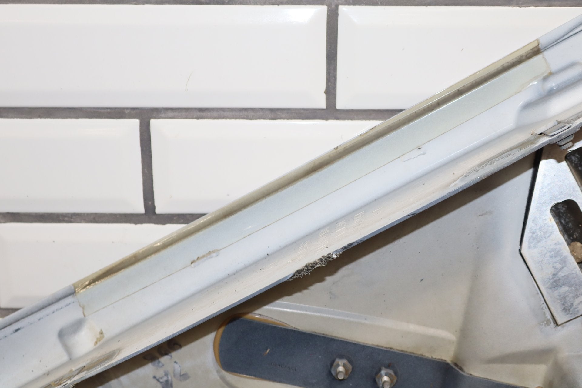 2003-2009 Hummer H2 Left Fender Olympic White 50