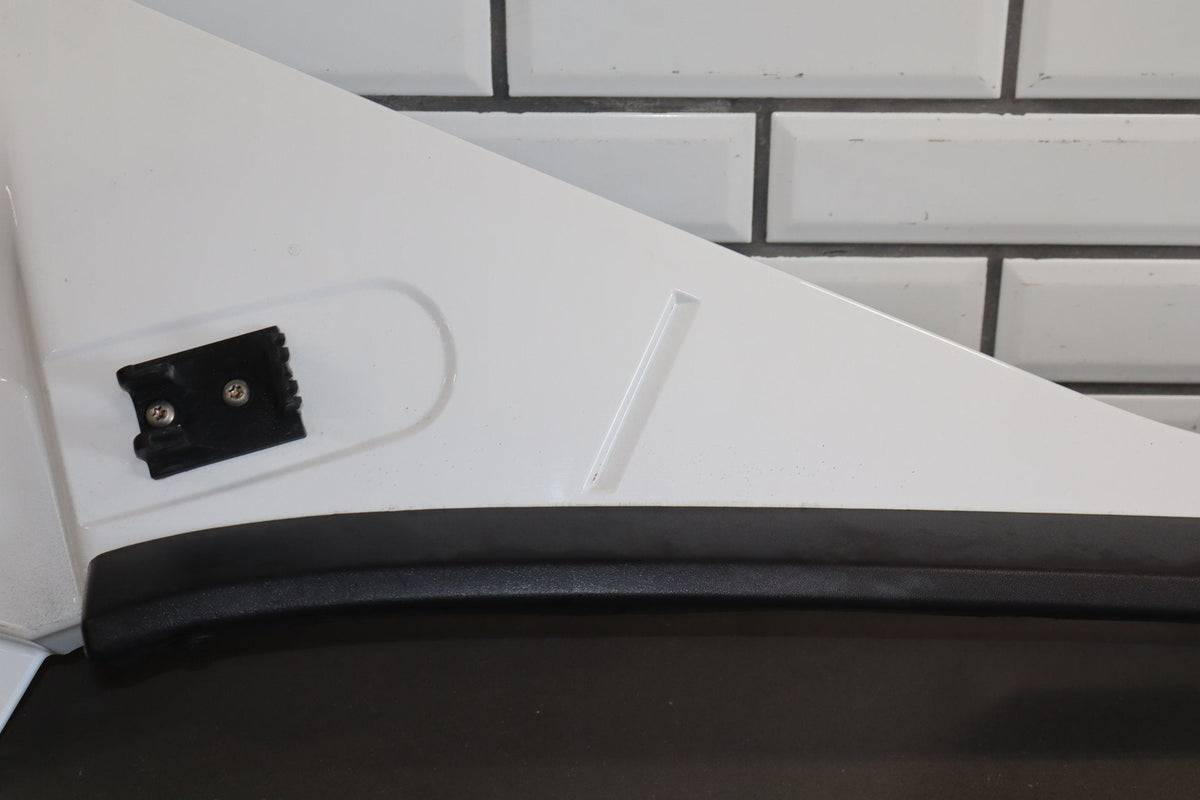 2003-2009 Hummer H2 Left Fender White 50