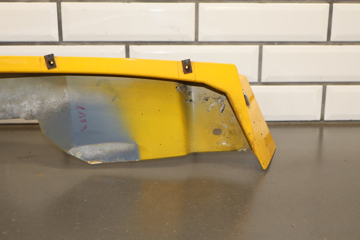2003-2009 Hummer H2 Left Fender Yellow 43