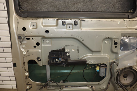 2003-2009 Hummer H2 Left Front Door Pewter 11