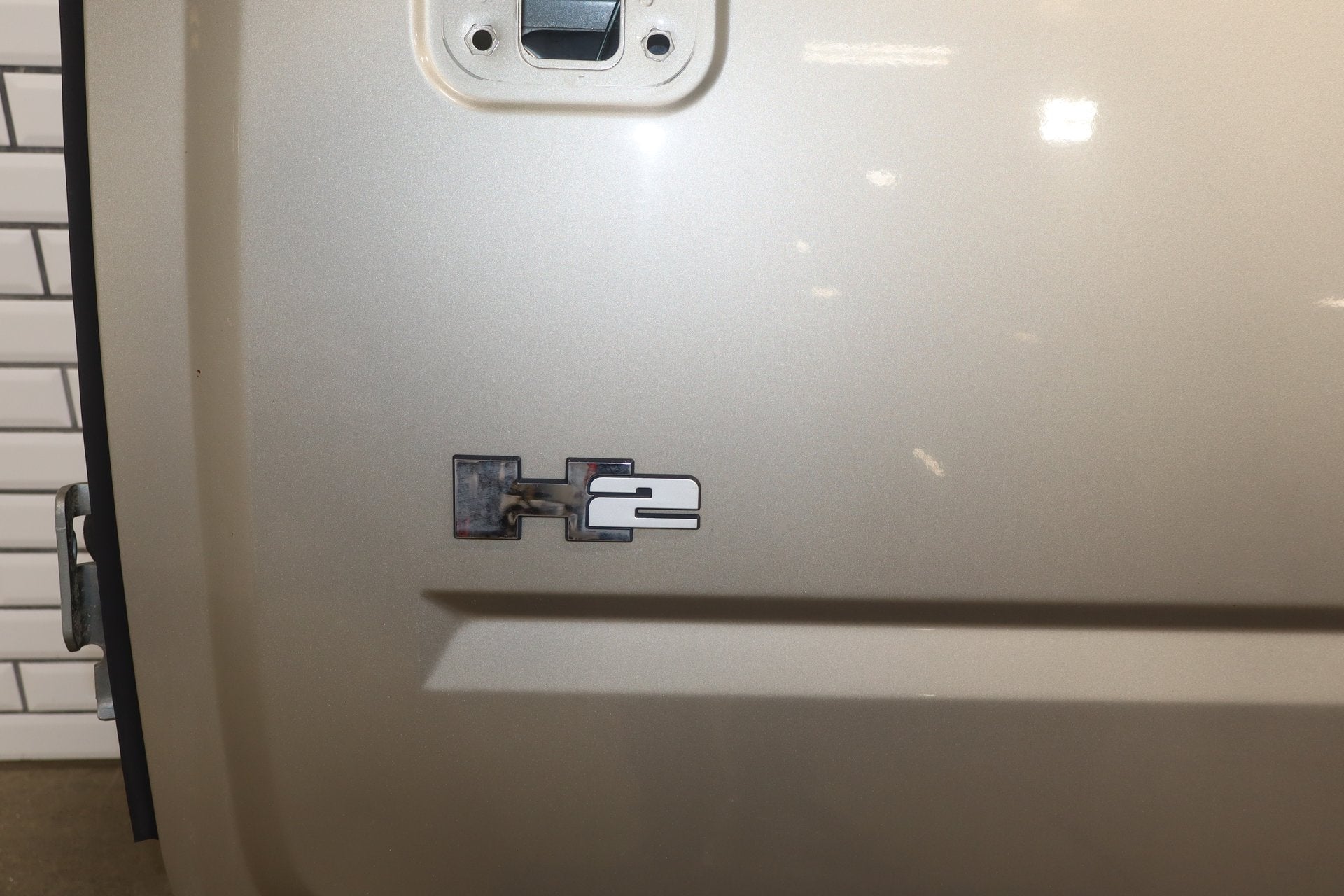 2003-2009 Hummer H2 Left Front Door Pewter 11