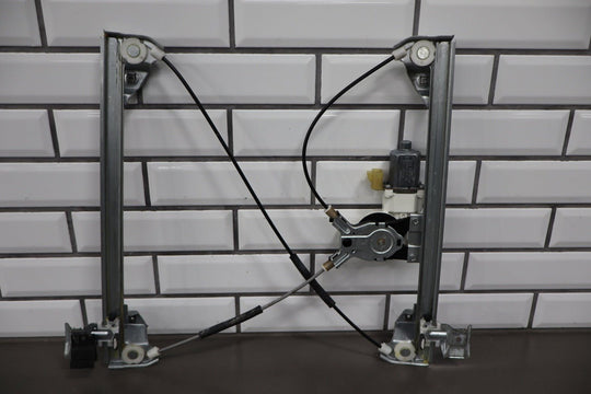 2003 - 2009 Hummer H2 Left Front Door Regulator 10390764 OEM