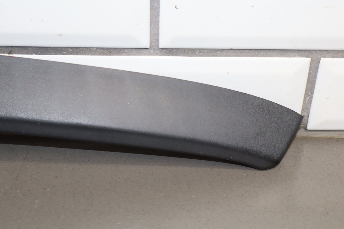 2003-2009 Hummer H2- Left Front Hood Flare Moulding 15200466