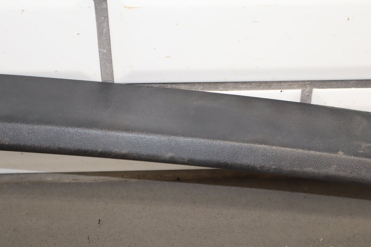 2003-2009 Hummer H2- Left Front Hood Flare Moulding 15200466