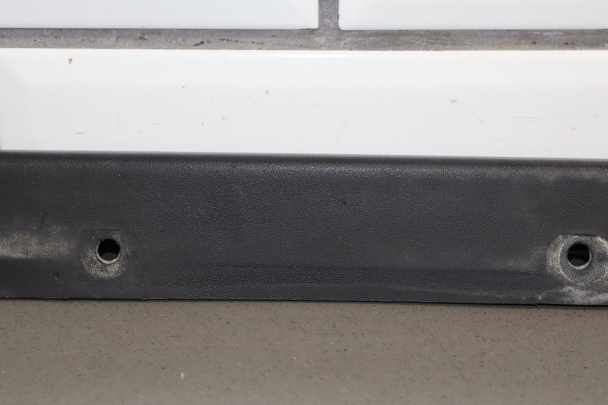 2003-2009 Hummer H2- Left Front Hood Flare Moulding 15200466