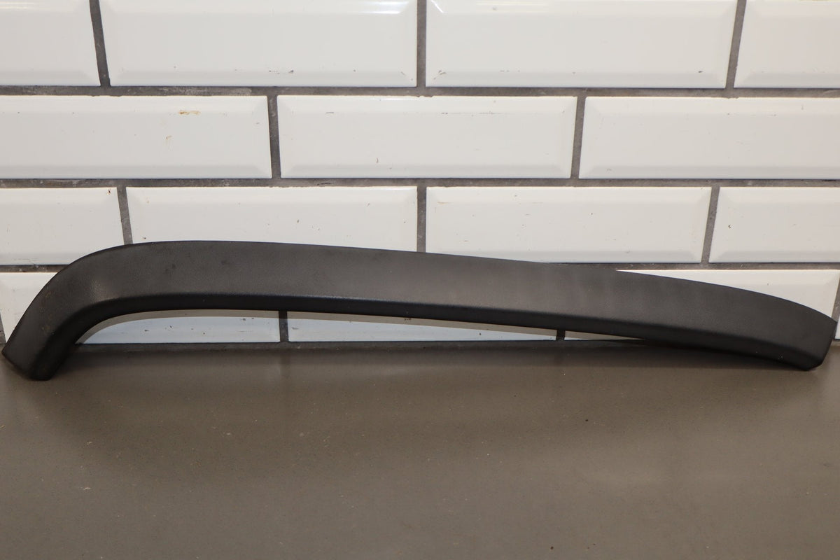 2003-2009 Hummer H2- Left Front Hood Flare Moulding 15200466