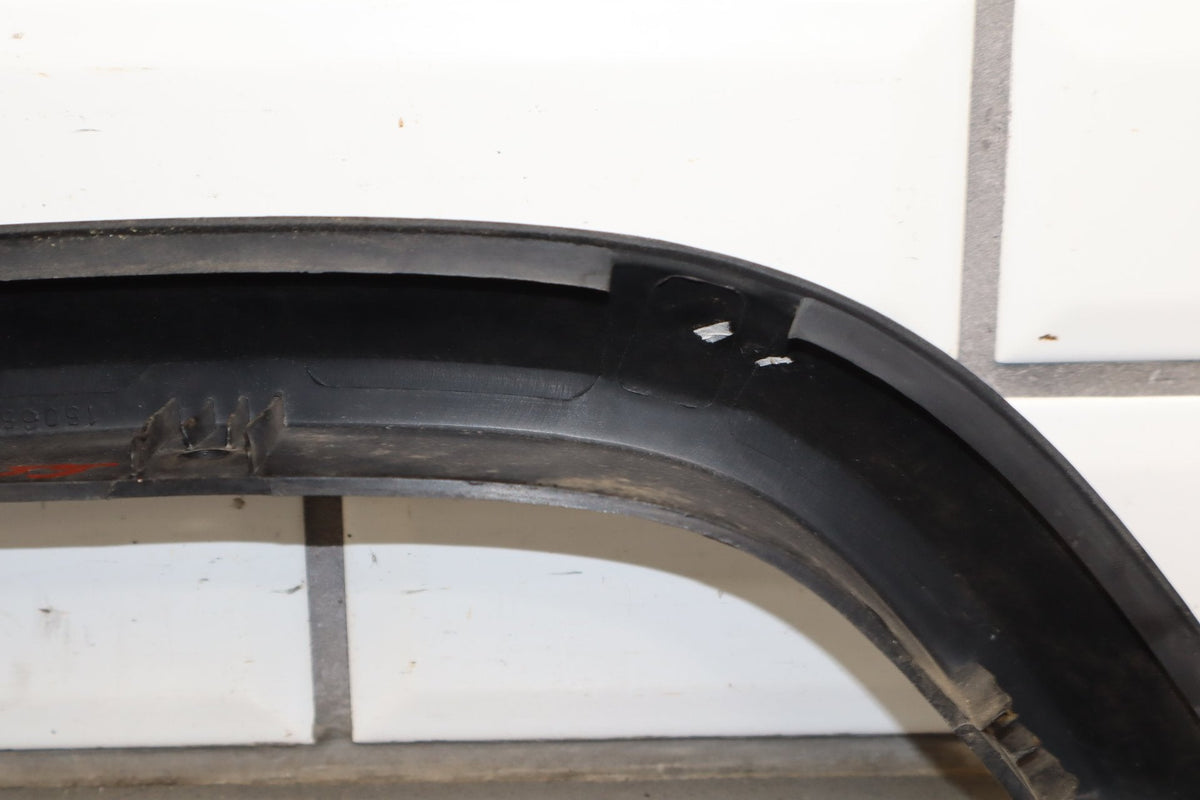 2003-2009 Hummer H2- Left Front Hood Flare Moulding 15200466