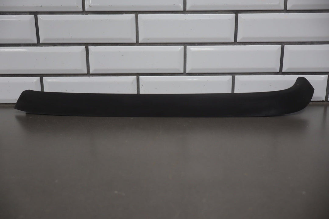 2003 - 2009 Hummer H2 - Left Front Hood Flare Moulding 15200466