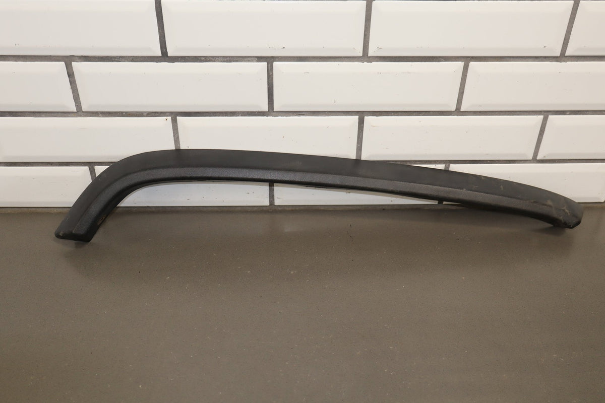 2003-2009 Hummer H2- Left Front Hood Flare Moulding 15200466