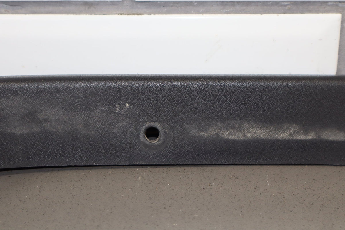 2003-2009 Hummer H2- Left Front Hood Flare Moulding 15200466