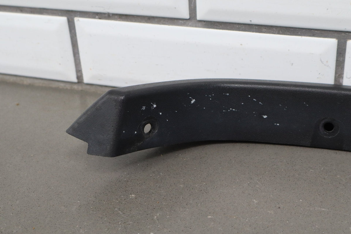 2003-2009 Hummer H2 - Left Front Hood Flare Moulding 15200466
