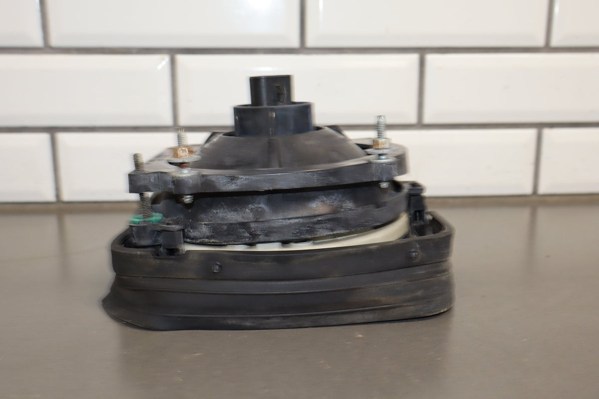 2003-2009 Hummer H2 Left Headlamp OEM 20821229