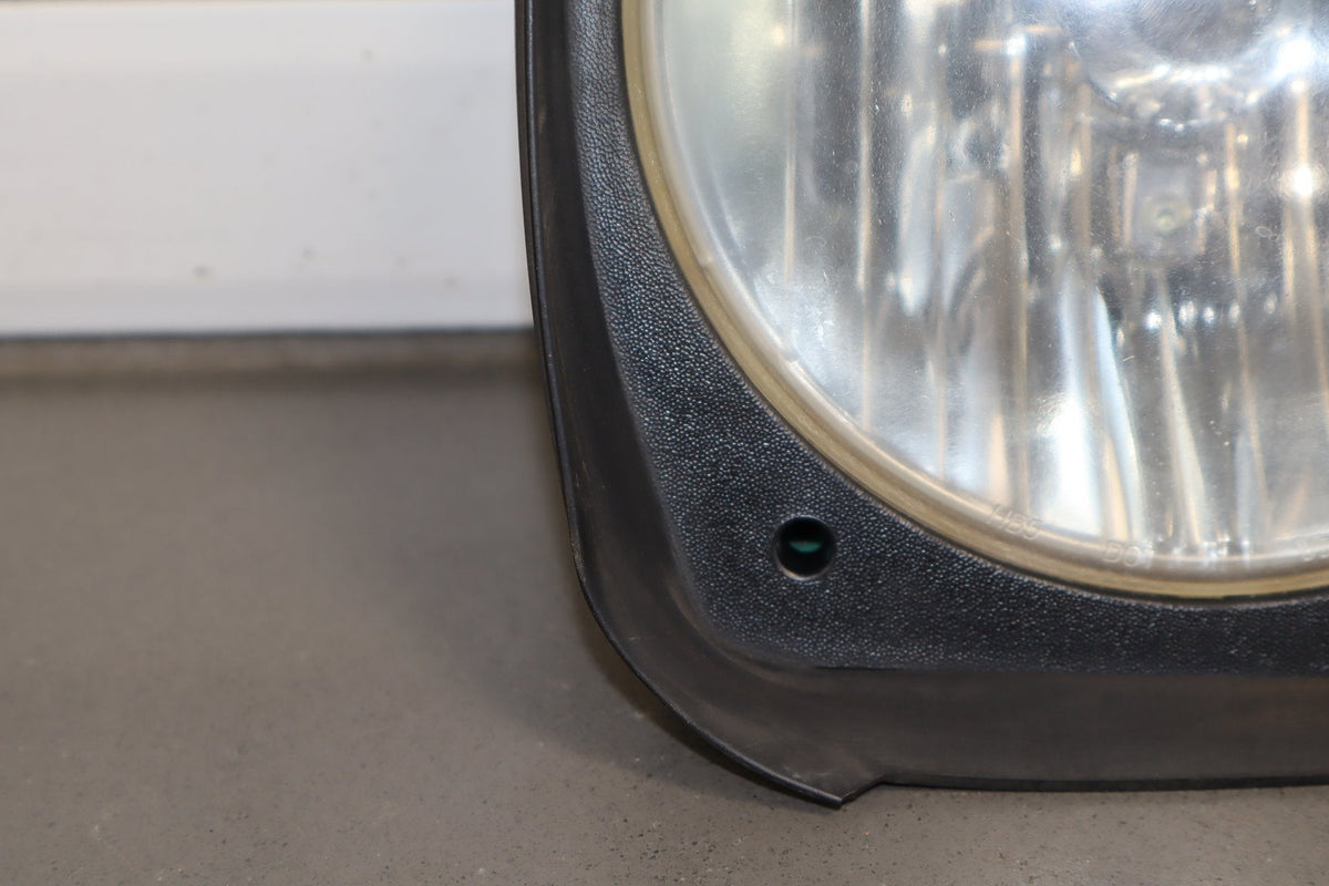 2003-2009 Hummer H2 Left Headlamp W/ Amber Marker Lamp 20821229