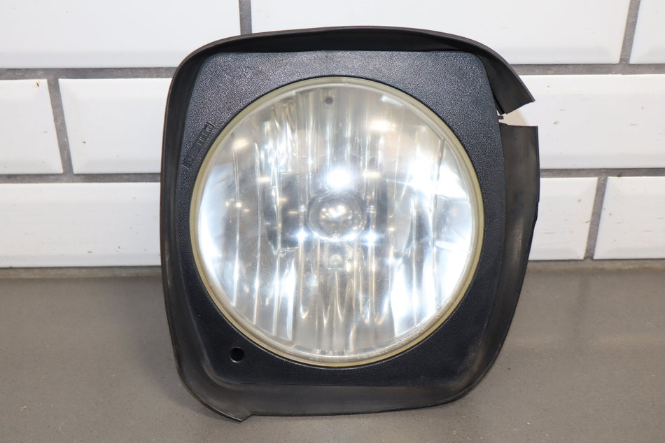 2003-2009 Hummer H2 Left Headlamp W/ Amber Marker Lamp 20821229