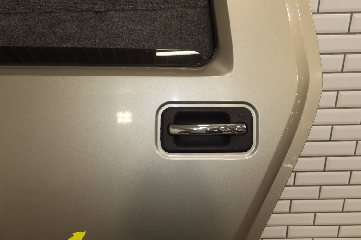 2003-2009 Hummer H2 Left Rear Door Pewter ( 11 ) 10396625