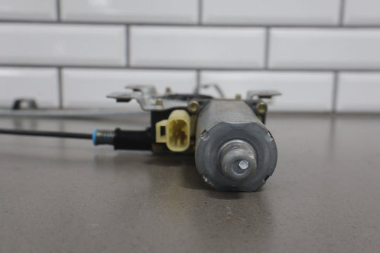 2003 - 2009 Hummer H2 Left Rear Door Regulator 15771355 OEM