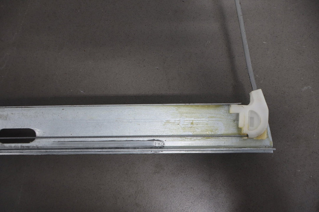 2003 - 2009 Hummer H2 Left Rear Door Regulator 15771355 OEM