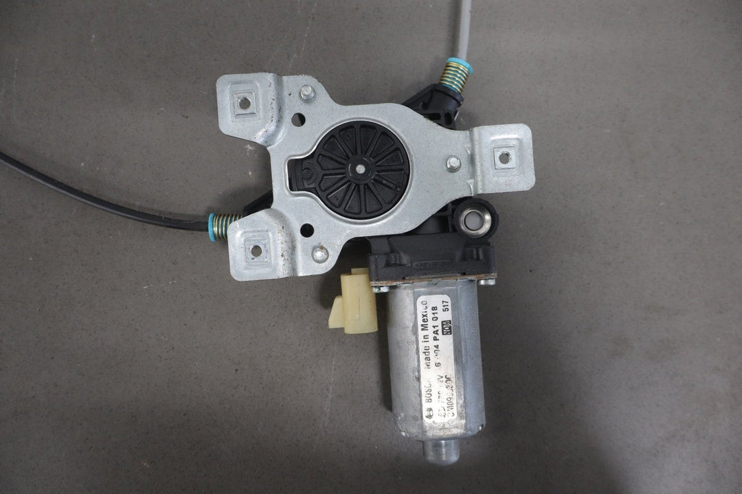 2003 - 2009 Hummer H2 Left Rear Door Regulator 15771355 OEM