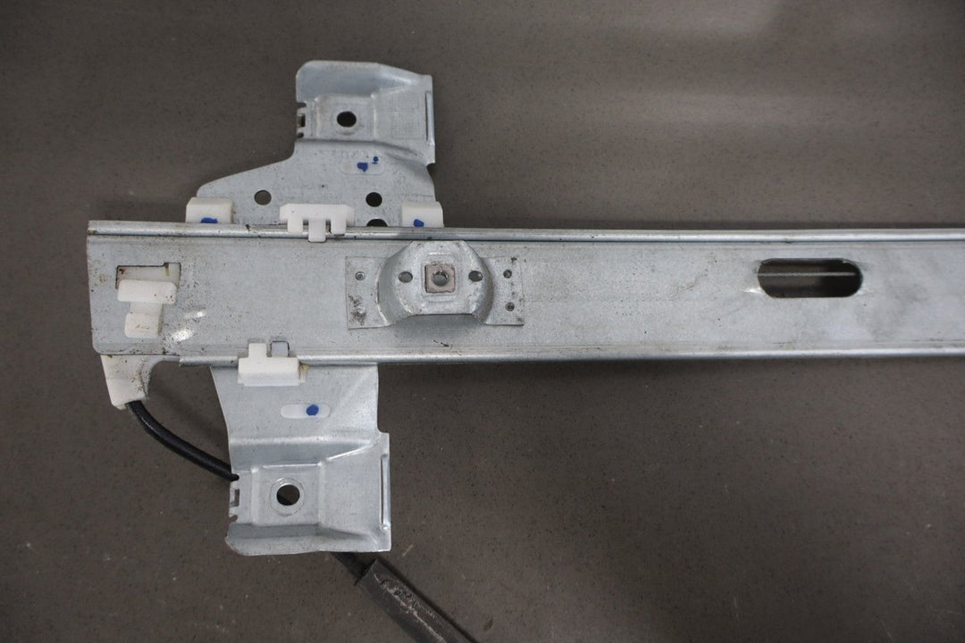 2003 - 2009 Hummer H2 Left Rear Door Regulator 15771355 OEM