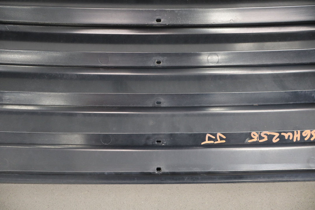 2003 - 2009 Hummer H2 OEM Black Upper Hood Grille W/Chrome Handles *1 Crack*