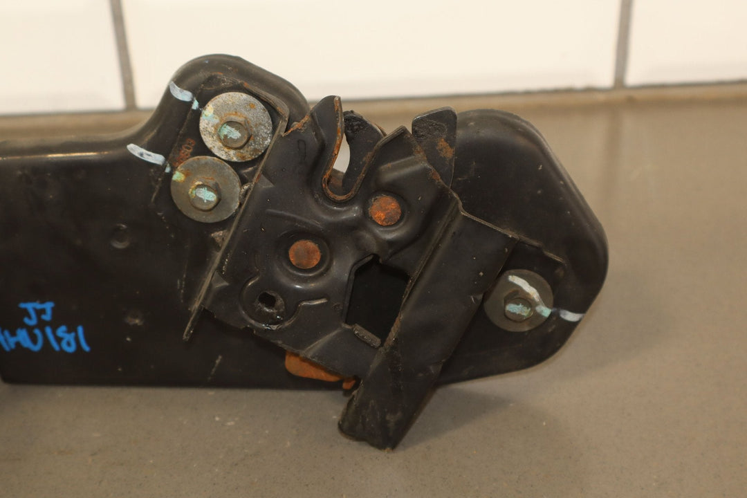 2003 - 2009 Hummer H2 OEM Center Firewall Mounted Hood Latch (Tested)